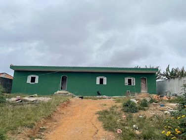 Casa em Suzano com 1 dormitório área constr. 110m² - A.T 1.200m² Jd. Boa Vista Pta.