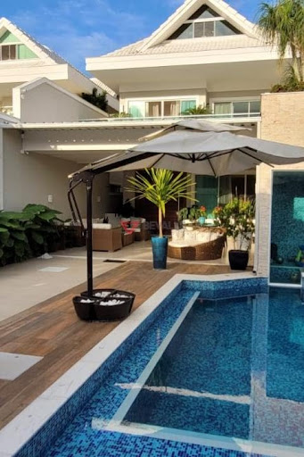 Casa à venda na Barra da Tijuca: 6 Suítes por R$ 5.000.000