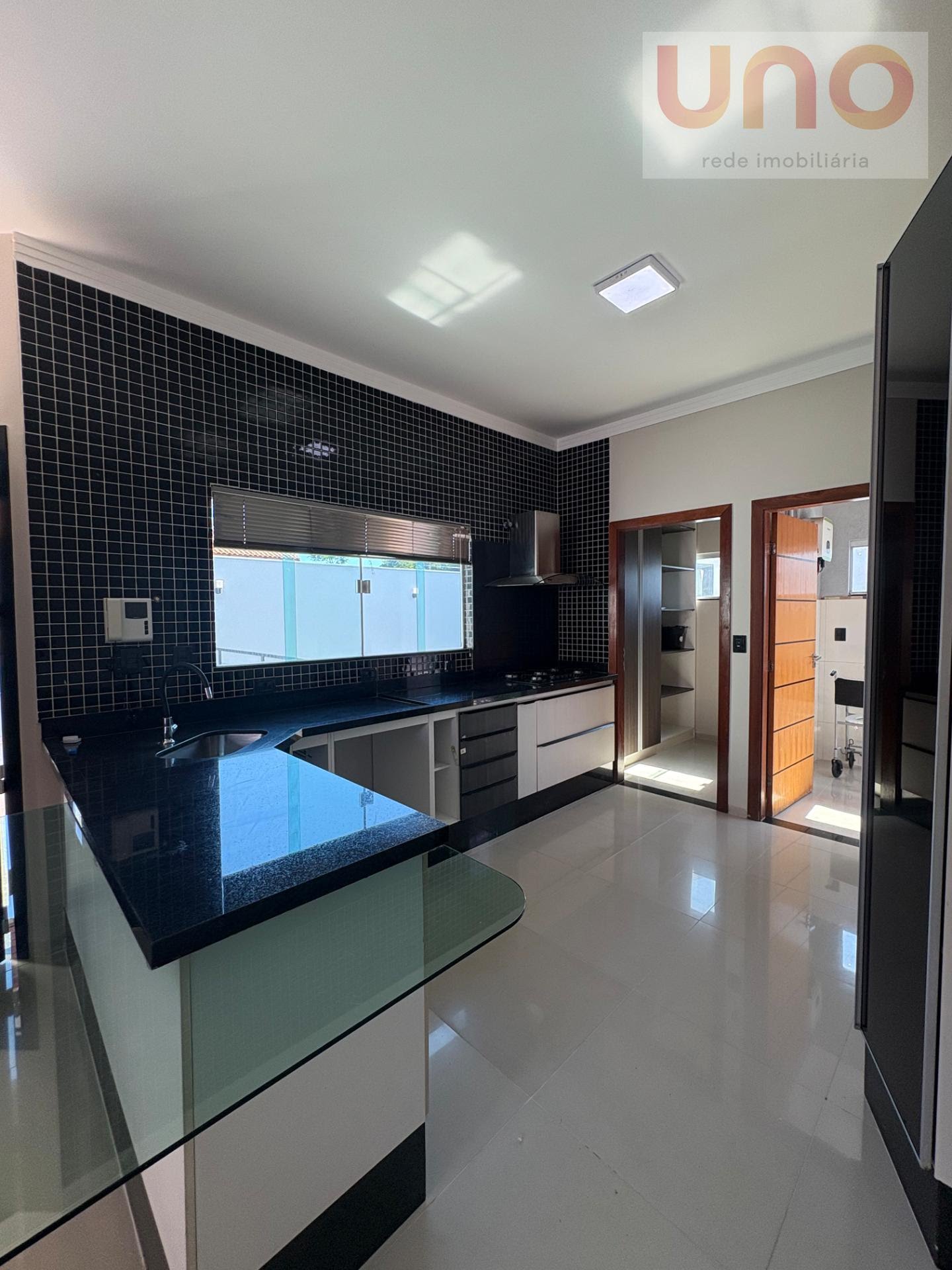 Casa à venda com 3 quartos, 1 suíte, 4 vagas e 155m² no Vila Ipiranga, Campo Grande (MS) — foto 13 de 30