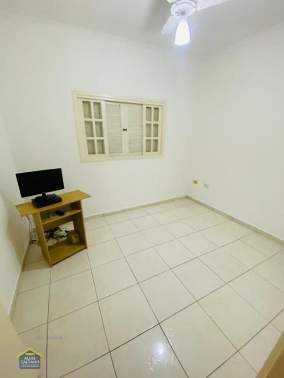 Casa à venda com 2 quartos, 1 suíte, 2 vagas e 80m² no Nova Mirim, Praia Grande (SP) — foto 9 de 15