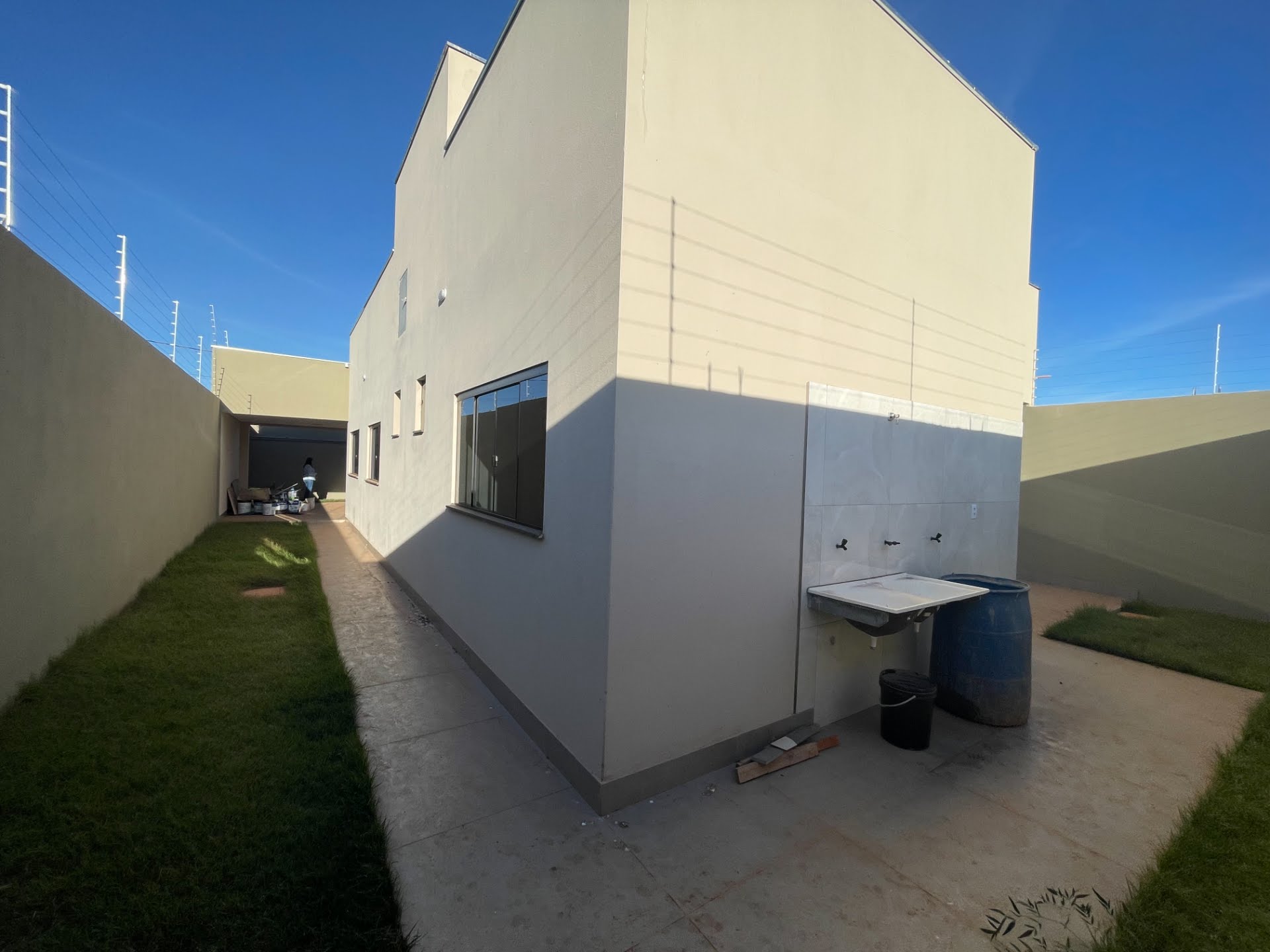 Casa à venda com 3 quartos, 1 suíte, 2 vagas e 120m² no Jardim Vitória, Paracatu (MG) — foto 11 de 13
