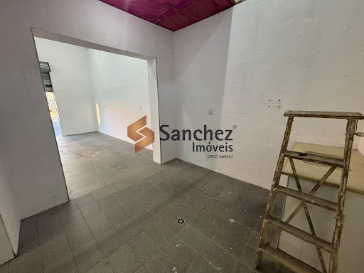 Salão Comercial para locação no Centro com 1 banheiro