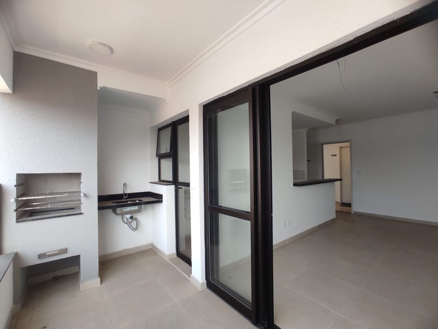 Apartamento à venda com 2 quartos, 3 banheiros, 2 vagas e 76m² no Itaguá, Ubatuba (SP) — foto 9 de 11