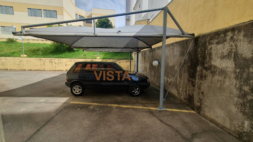 1 VAGA COBERTA