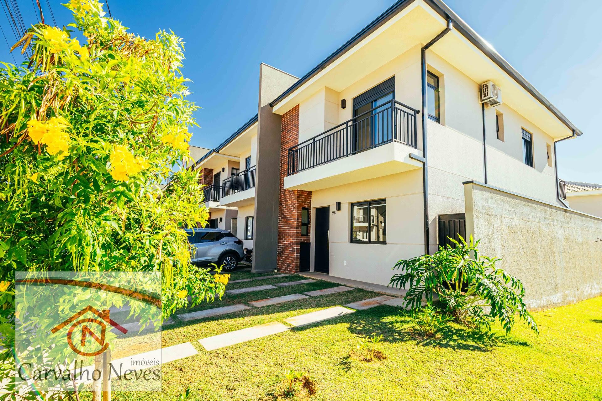 Casa à venda Kaza Alamedas | Casa condomínio Medeiros Jundiaí | Casa de esquina Jundiaí | Casa 3 dormitórios Medeiros | Condomínio Kaza Alamedas | Casa com churrasqueira Jundiaí | Carvalho Neves Imóveis