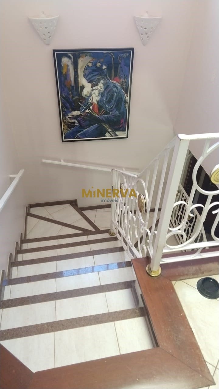 Casa à venda com 4 quartos, 3 banheiros, 2 vagas e 330m² no Vilarejo Cabreúva, Cabreúva (SP) — foto 7 de 17