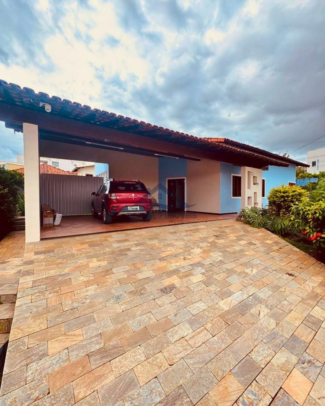 Casa à venda com 2 quartos, 1 suíte, 3 vagas e 240m² no Bom Jardim, Sete Lagoas (MG) — foto 2 de 25