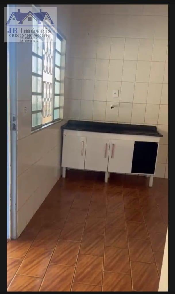 Casa à venda com 2 quartos, 1 banheiro, 1 vaga e 200m² no Bairro Bela Vista, São José do Alegre (MG) — foto 9 de 9