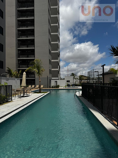 Piscina do condomínio 