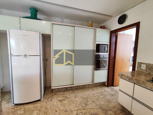 Casa de Condomínio em Alphaville Araguaia  -  Goiânia