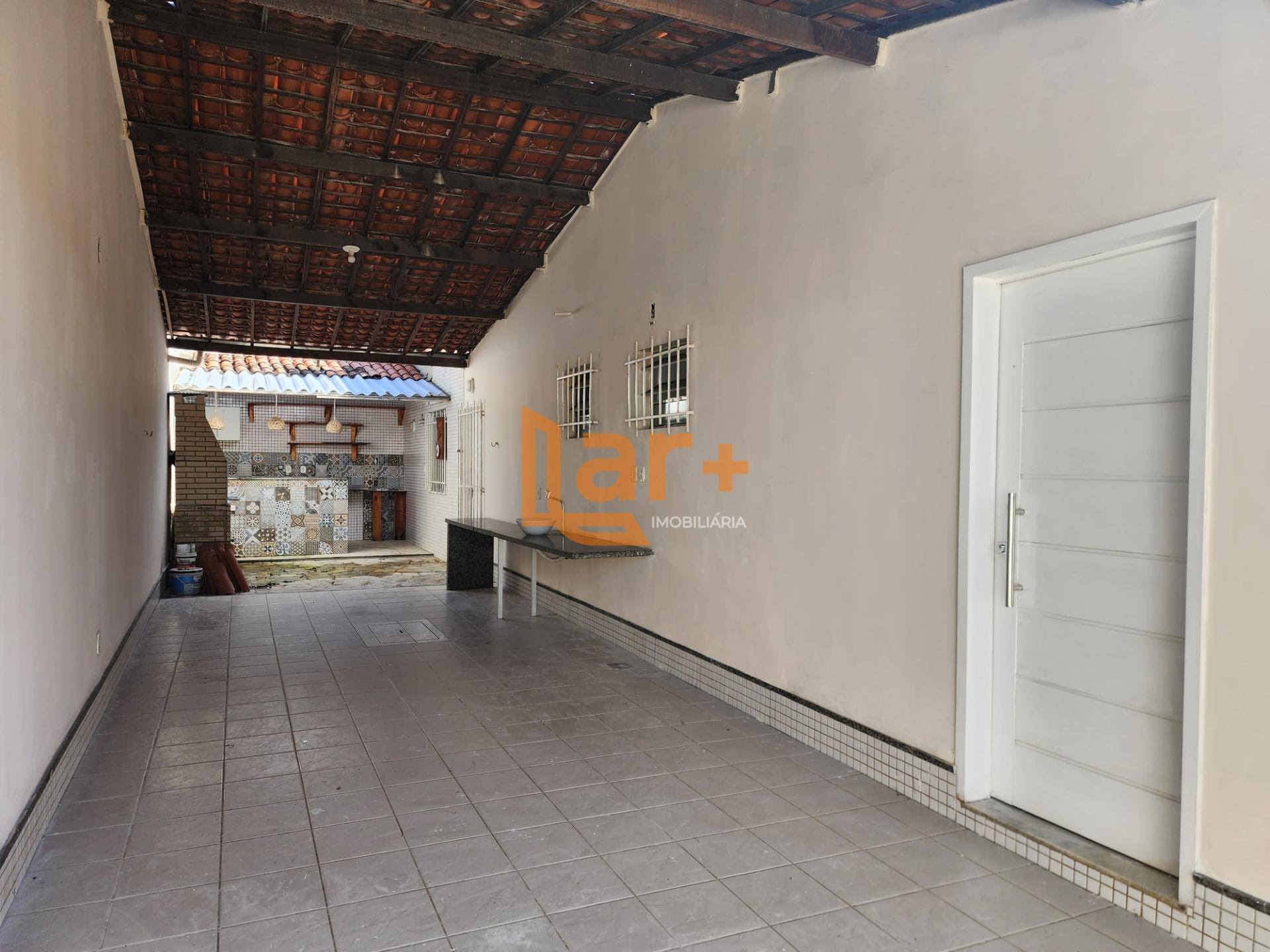 Casa à venda com 2 quartos, 2 banheiros, 5 vagas e 200m² no Santa Maria, Aracaju — foto principal