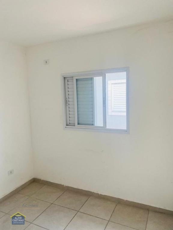 Casa à venda com 2 quartos, 1 banheiro, 1 vaga e 60m² no Vila Antartica, Praia Grande (SP) — foto 9 de 16