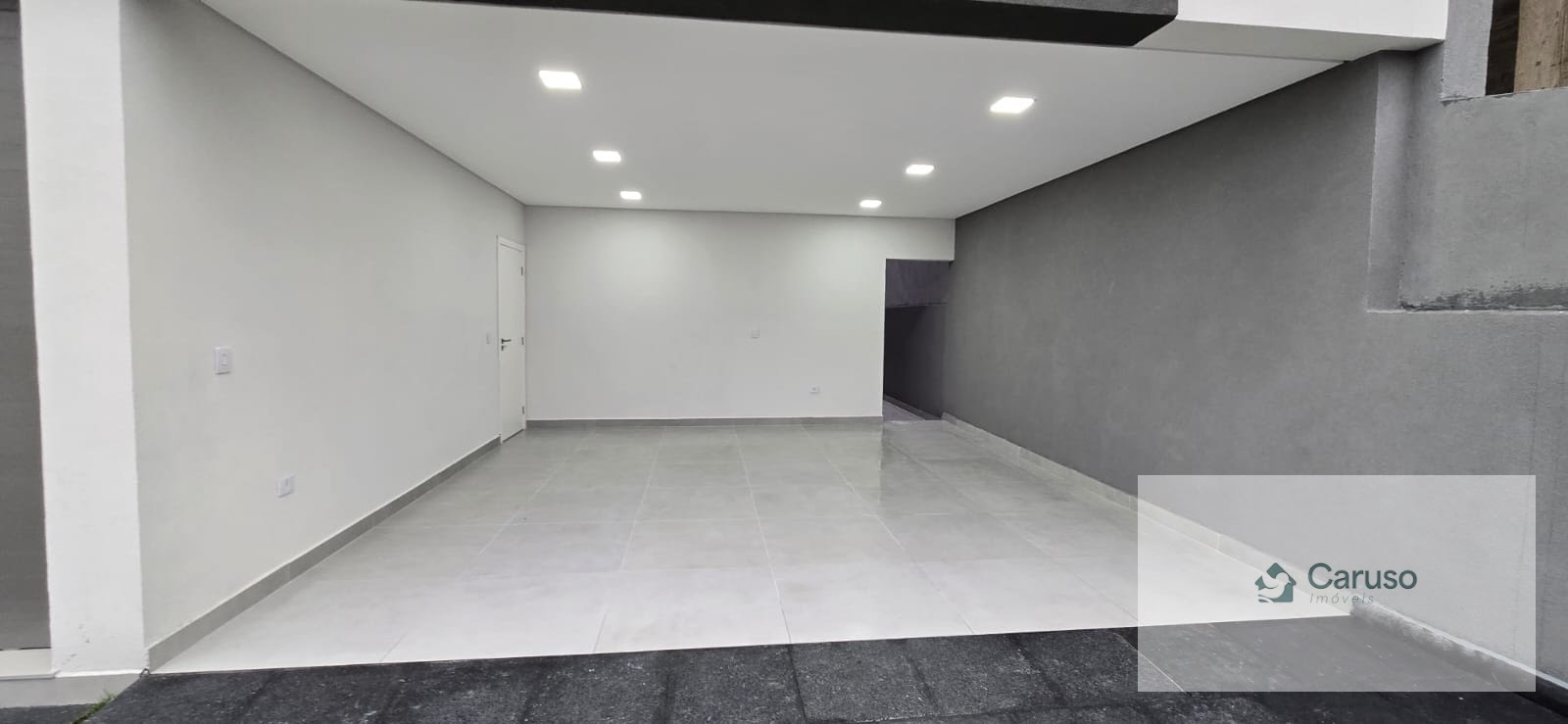 Casa à venda com 4 suítes, 4 vagas e 300m² no Condomínio Real Park, Arujá (SP) — foto 3 de 26