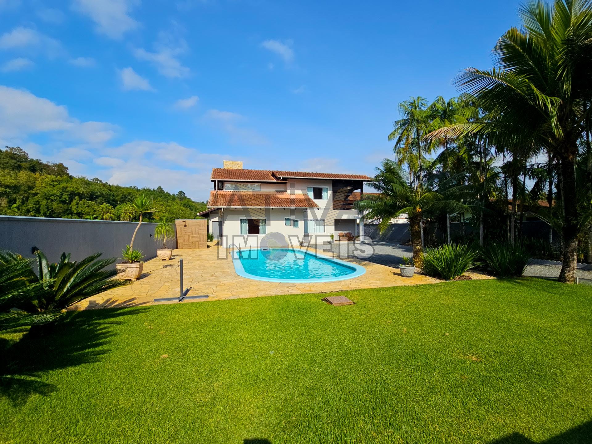 Frente Casa