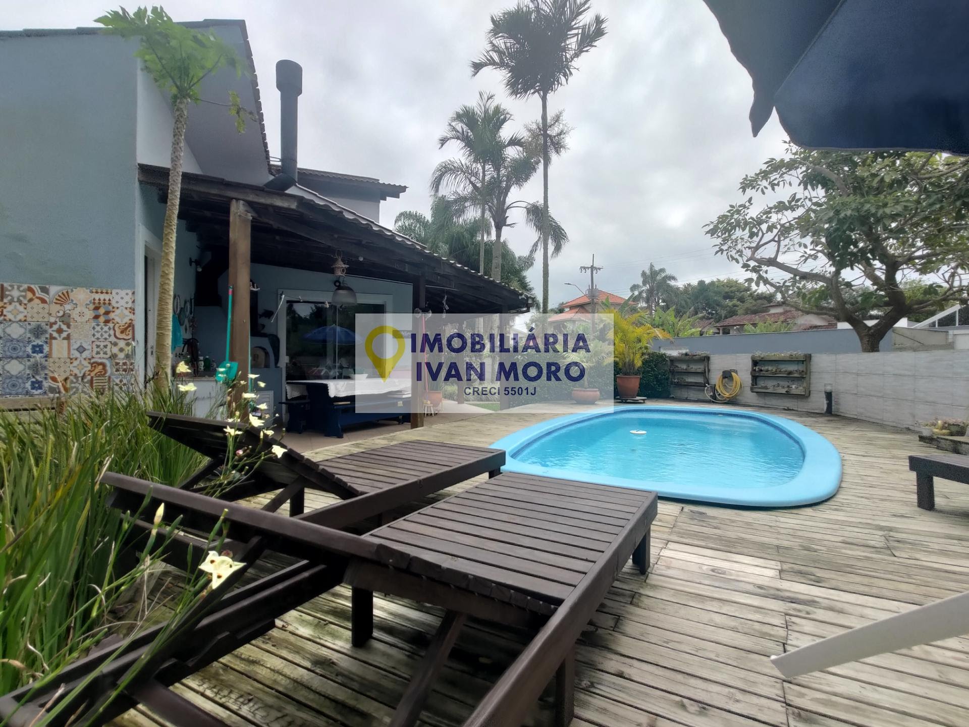 Casa para alugar com 4 quartos, 3 suítes e 2 vagas no Daniela, Florianópolis (SC) — foto 5 de 30