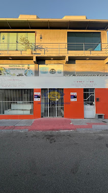 Loja/Salão em Parque Residencial Laranjeiras - Serra, ES