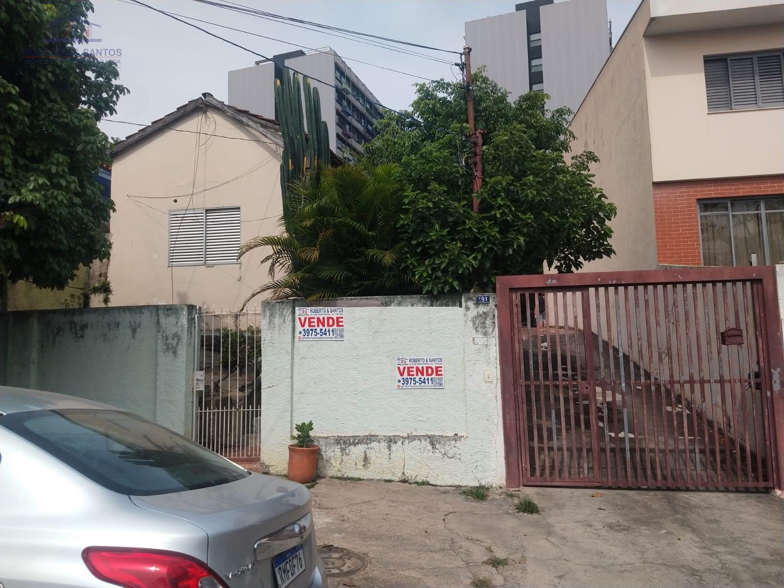 Frente com 10 metros