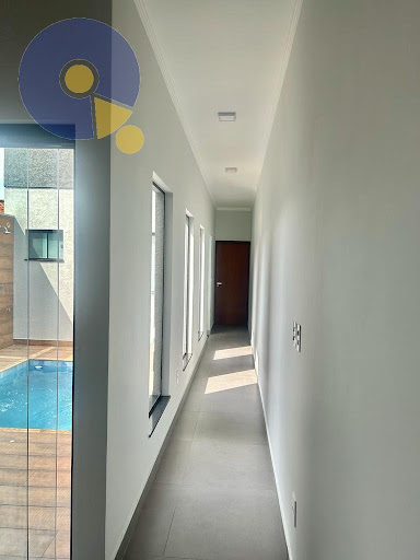 Casa novíssima com 3 suítes.  Imóvel especial!!!