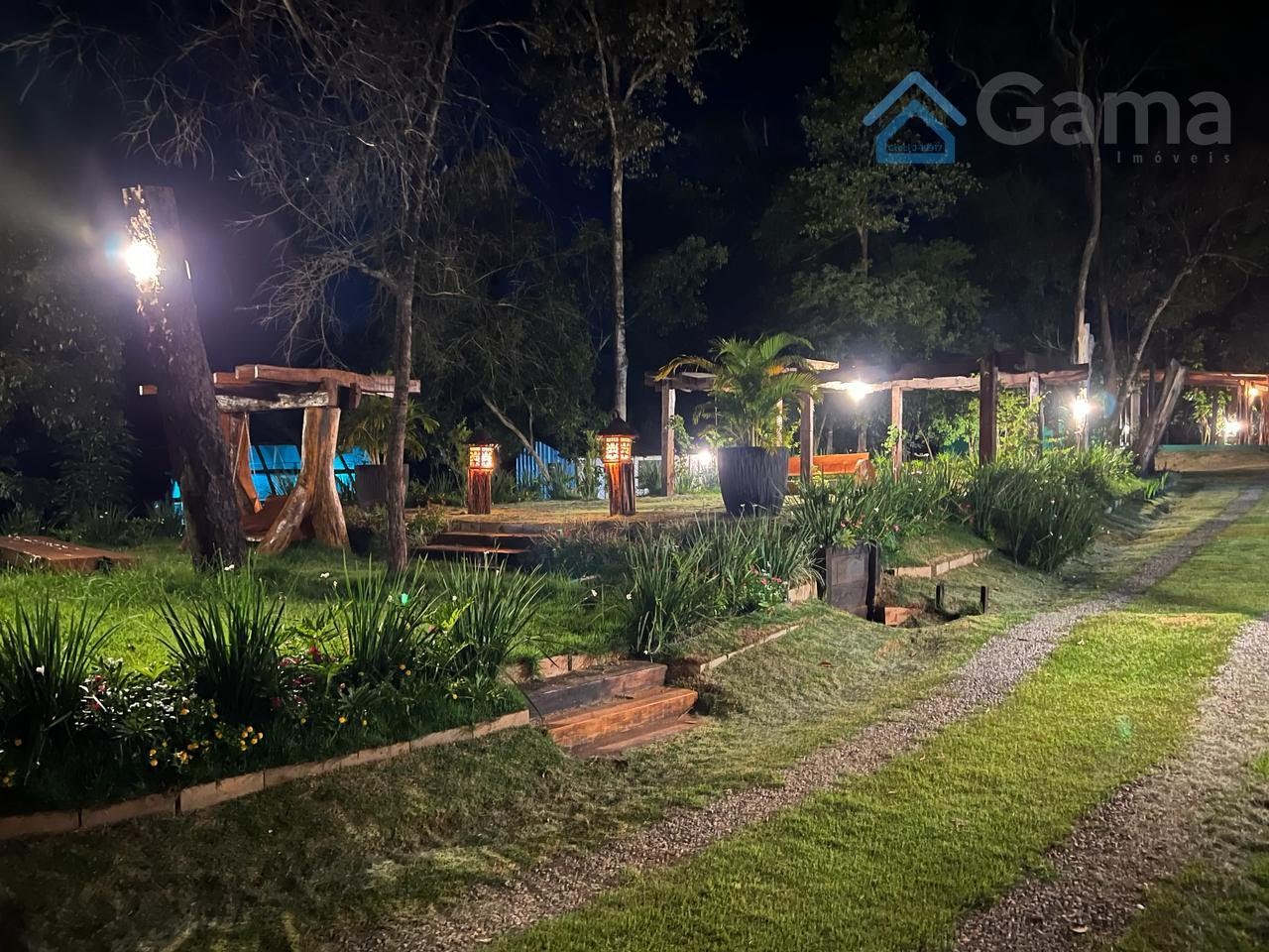 AREA EXTERNA DE LAZER