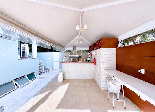 Casa à venda condomínio Jardim Nova Barra