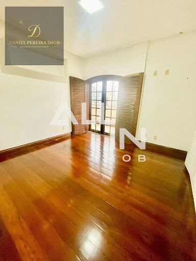 Daniel Pereira Imob Aluga:Edifício Antonio Laureano Diniz,3 Suítes,3 Banheiros,2 Vgs,215m²,R$ 8.000