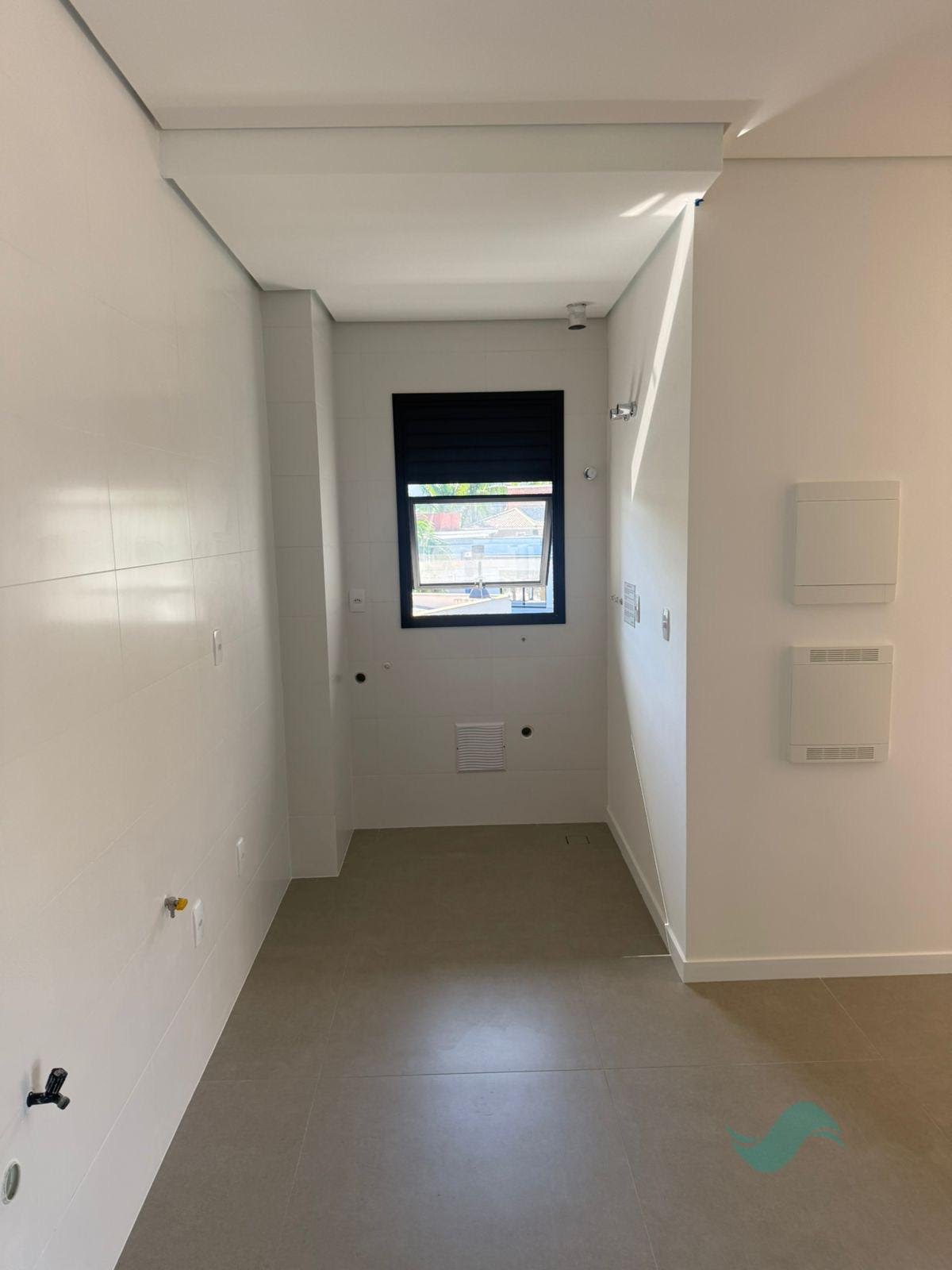 Apartamento à venda com 2 quartos, 2 banheiros, 1 vaga e 64m² no Cachoeira do Bom Jesus Leste, Florianópolis (SC) — foto 12 de 13