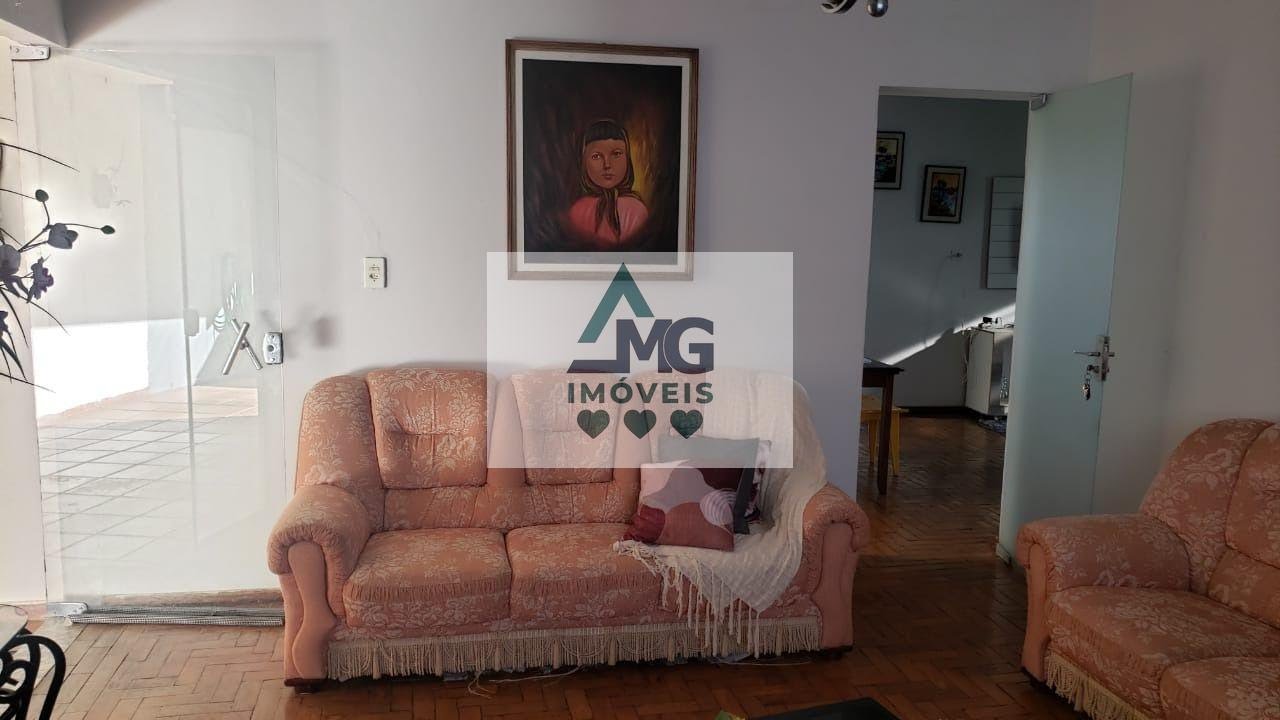 Casa à venda com 4 quartos e 3 banheiros no Chácara das Rosas, Três Corações (MG) — foto 15 de 23