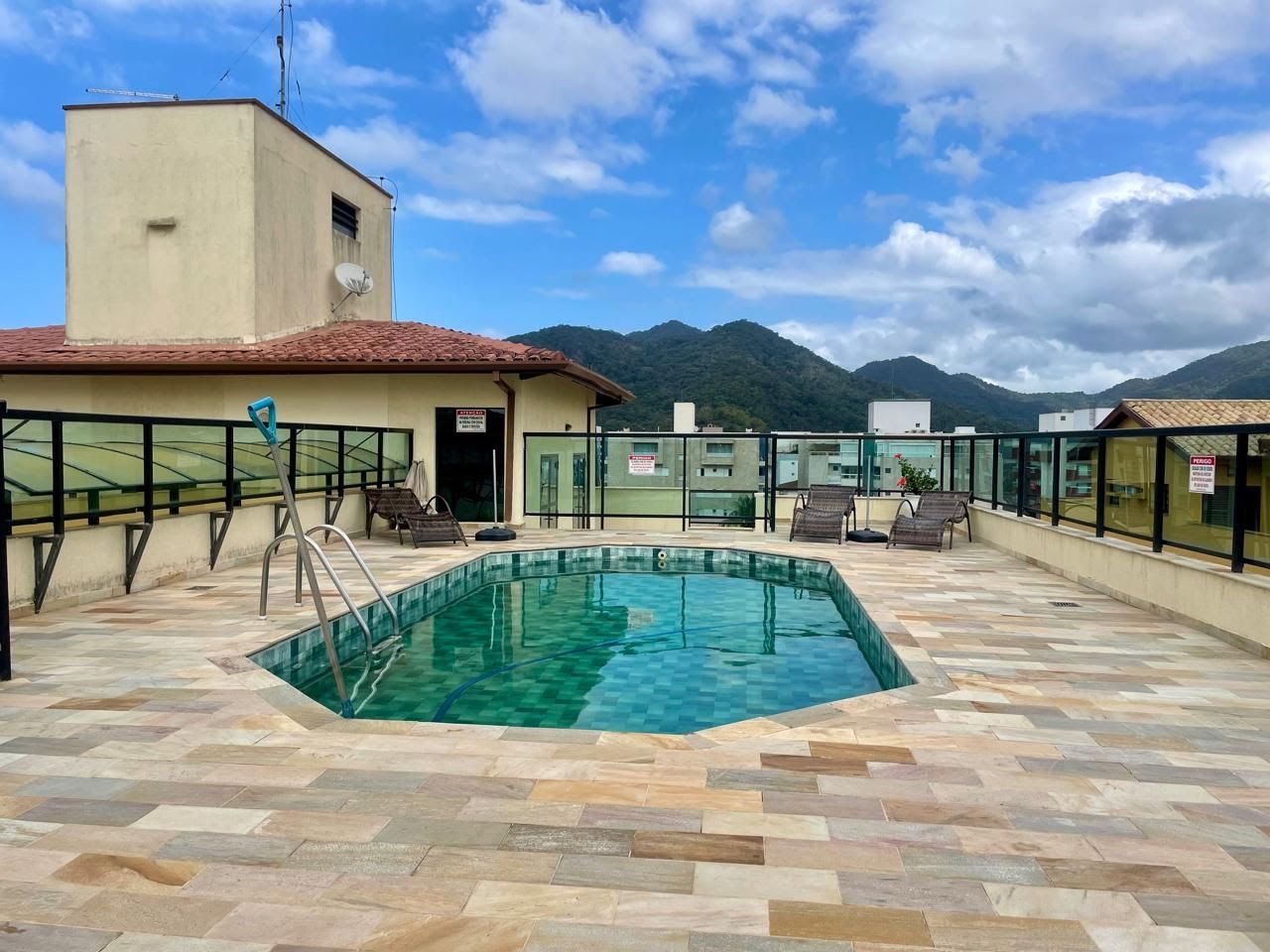 Apartamento para alugar com 2 quartos, 2 banheiros e 70m² no Itaguá, Ubatuba (SP) — foto 4 de 12
