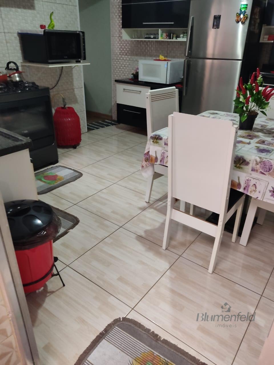 Casa à venda com 3 quartos, 1 suíte, 2 vagas e 145m² no Parque Rodrigo Barreto, Arujá (SP) — foto 4 de 17