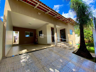 Casa em Loteamento Santa Cruz  -  Catalão