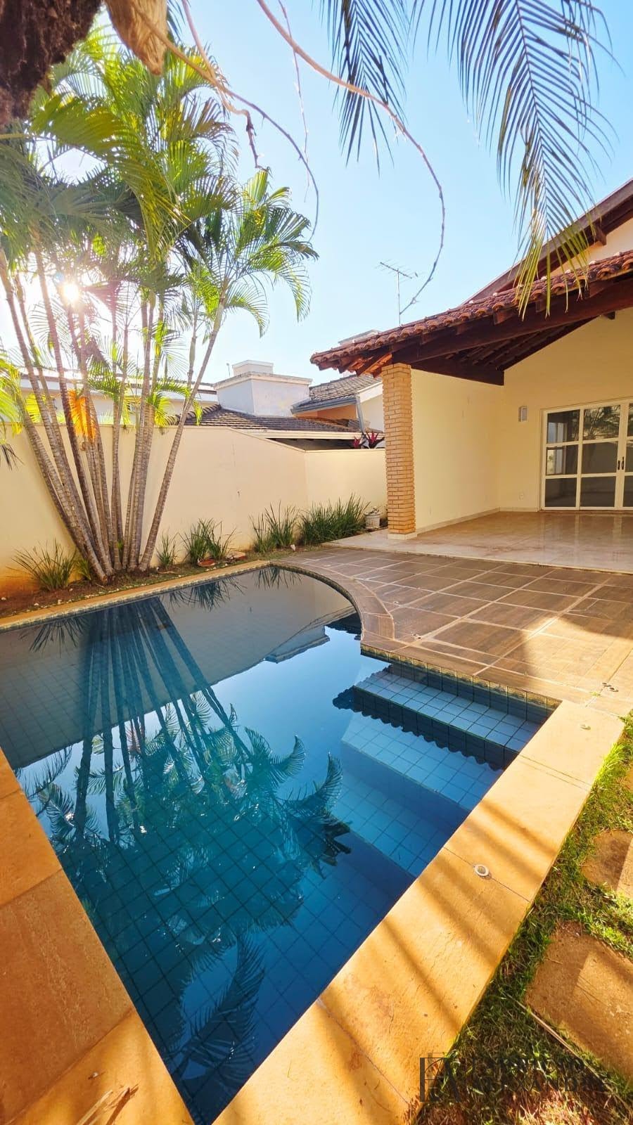 Casa à venda com 3 quartos, 4 banheiros, 4 vagas e 220m² no Parque Residencial Damha, São José do Rio Preto — foto principal