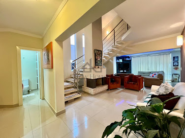 Casa à venda no Ouroville - Itapetininga - SP.