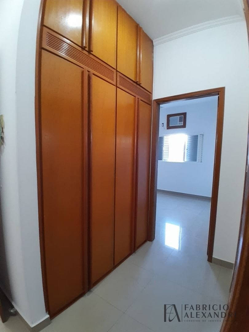 Casa à venda com 3 quartos, 3 suítes, 4 vagas e 245m² no Parque Quinta das Paineiras, São José do Rio Preto (SP) — foto 7 de 23