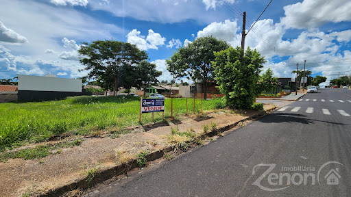 Terreno medindo 576,00m² em Vila Industrial de frente para a Avenida Rio Branco! 