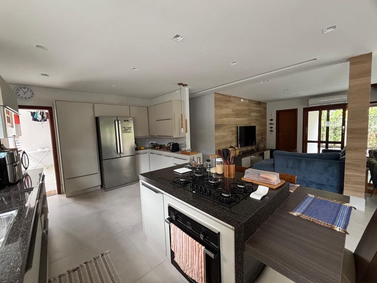 Casa à venda com 4 quartos, 6 banheiros, 2 vagas e 520m² no Itaguá, Ubatuba (SP) — foto 14 de 20