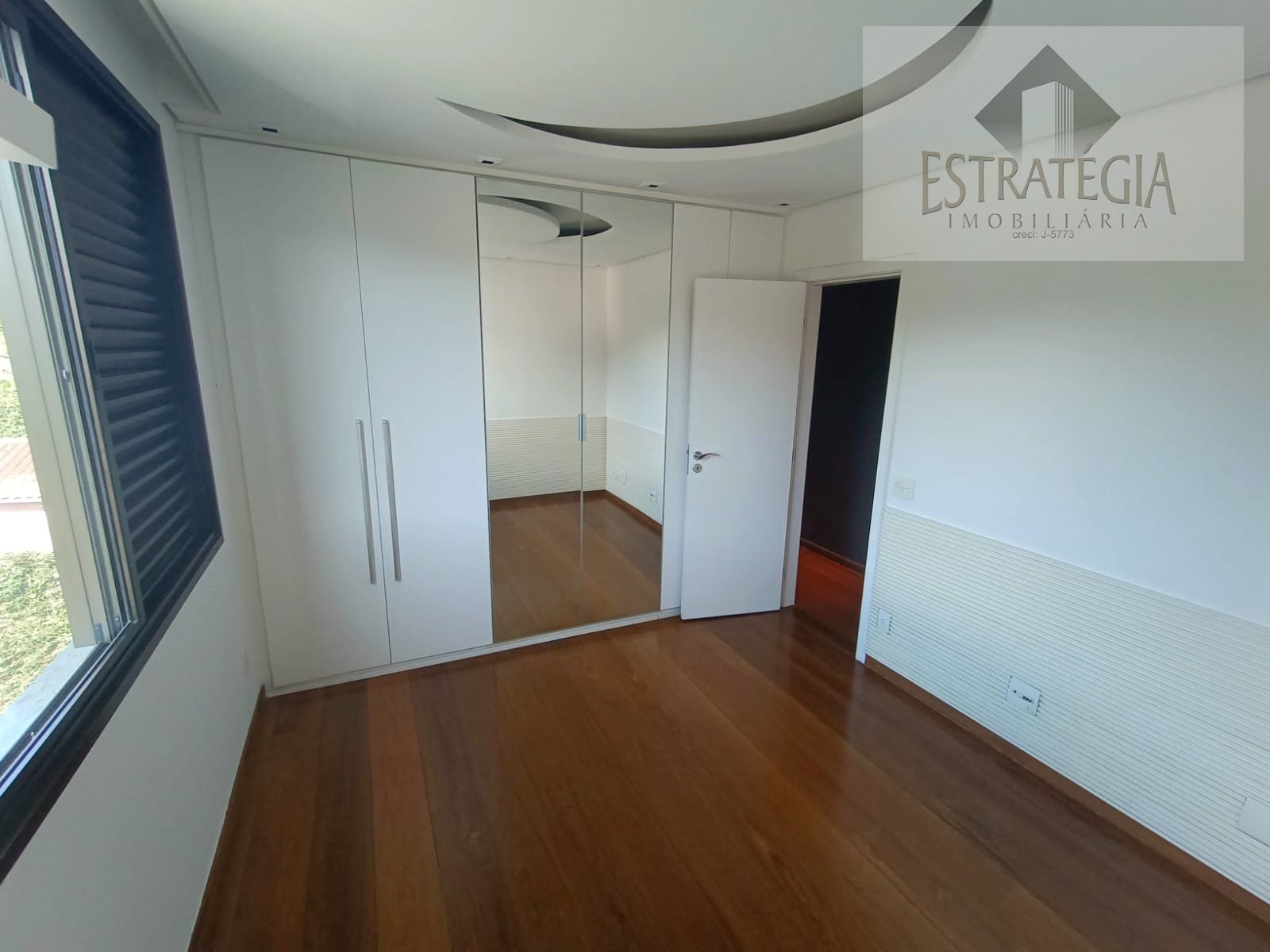Apartamento à venda com 4 quartos, 2 suítes, 3 vagas e 250m² no Centro, Petrópolis (RJ) — foto 14 de 30