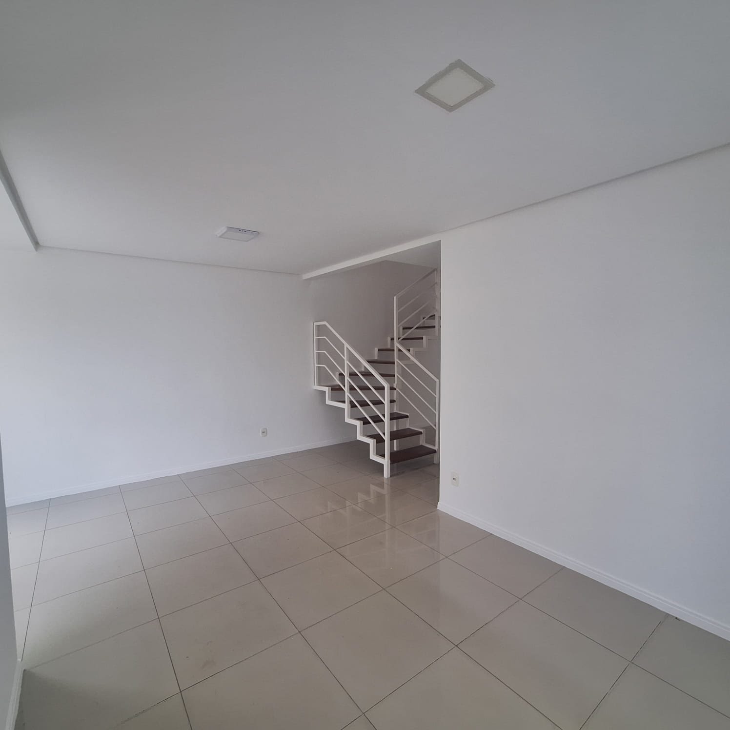 Casa à venda com 3 quartos, 3 suítes, 2 vagas e 120m² no Sim, Feira de Santana (BA) — foto 6 de 21