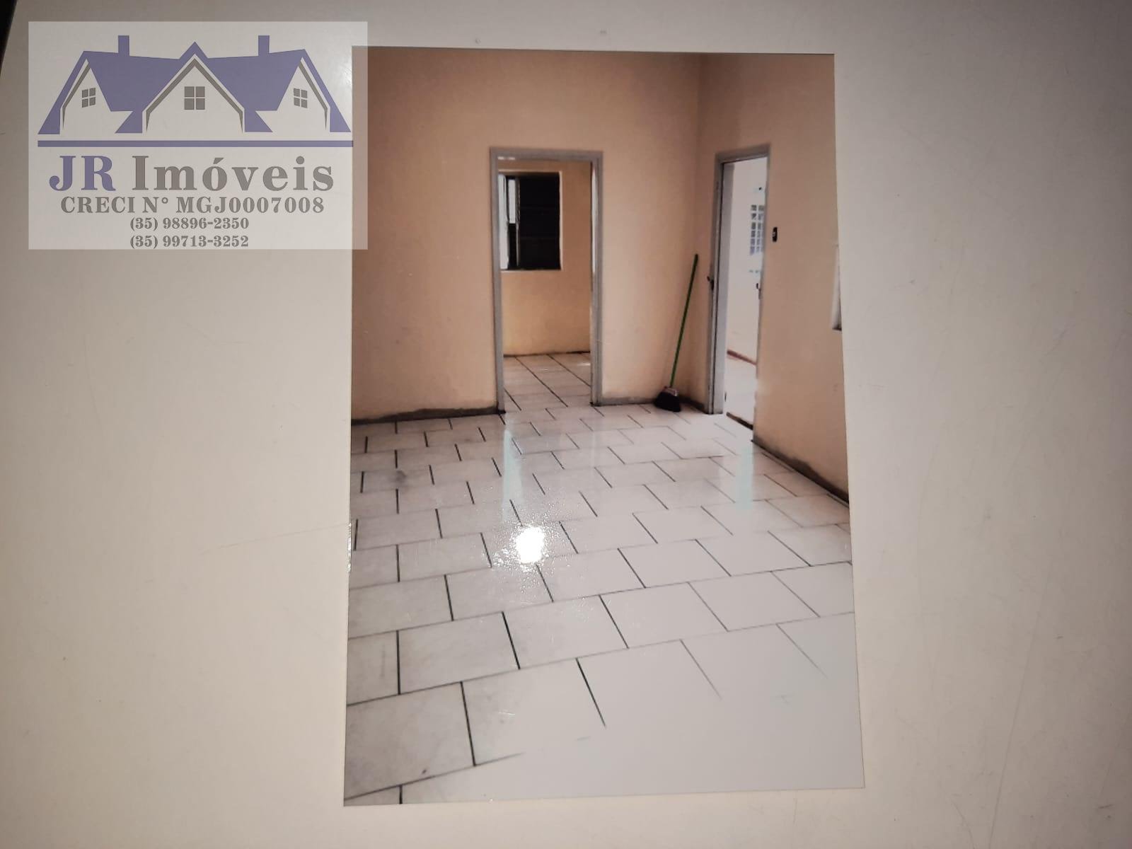 Casa à venda com 3 quartos, 1 banheiro, 2 vagas e 652m² no Varginha, Itajubá (MG) — foto 2 de 7