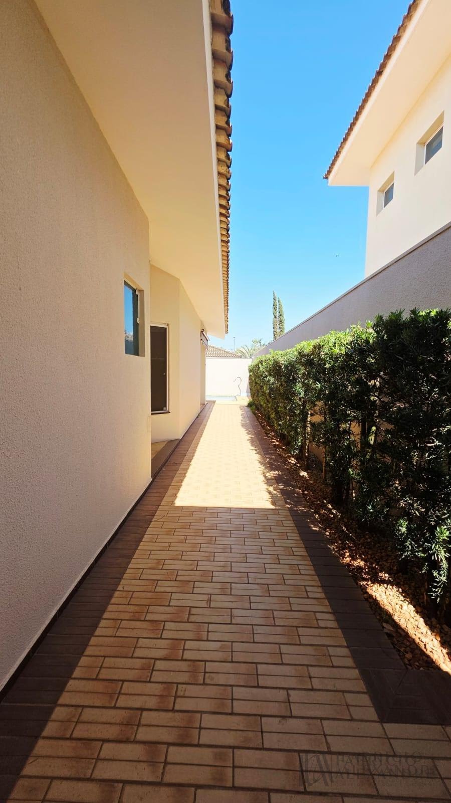 Casa à venda com 3 quartos, 3 suítes, 4 vagas e 250m² no Parque Residencial Damha, São José do Rio Preto (SP) — foto 11 de 30