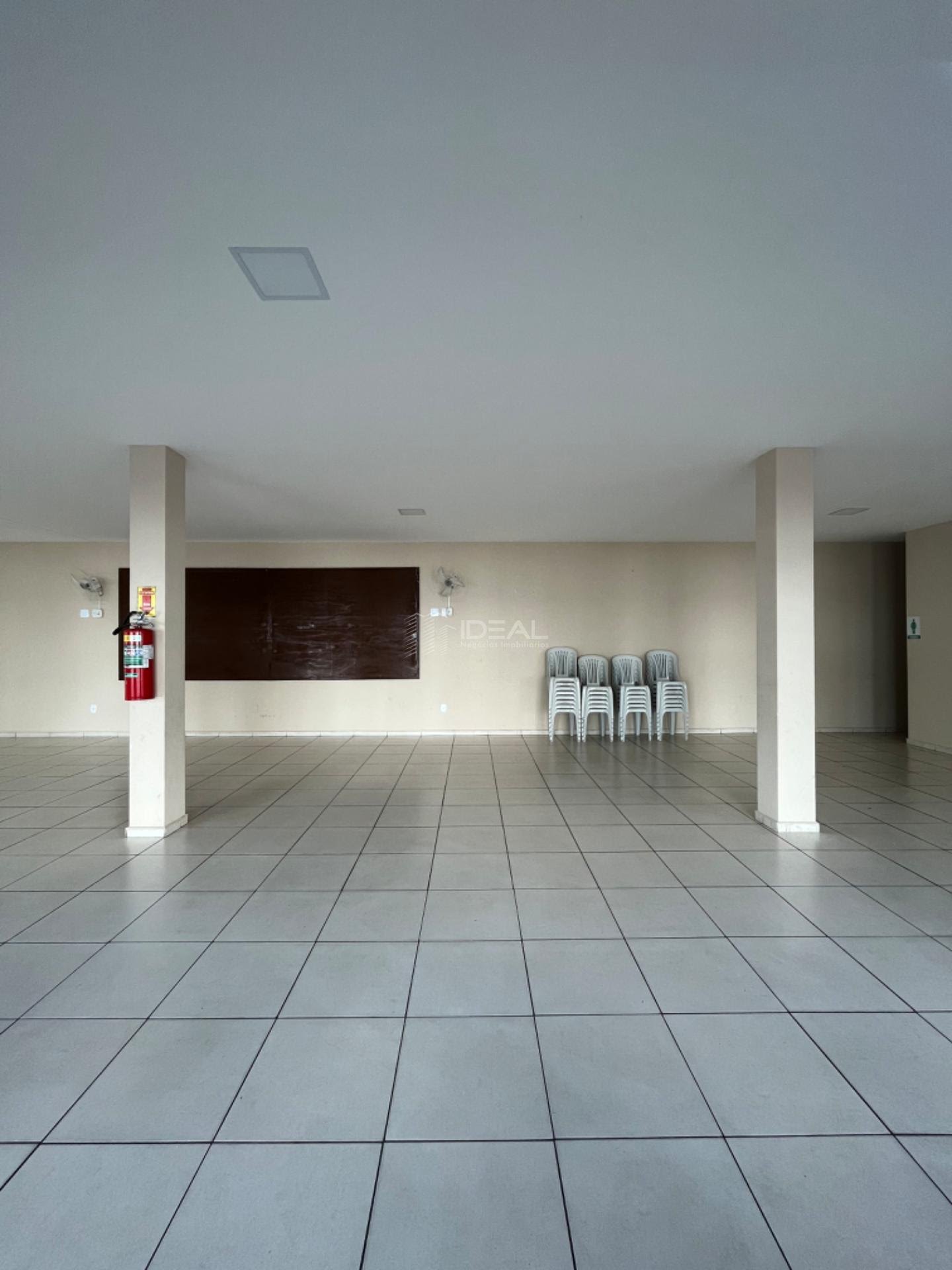 Apartamento para alugar com 2 quartos, 1 banheiro, 1 vaga e 55m² no Parque Pecuária, Campos dos Goytacazes (RJ) — foto 9 de 12