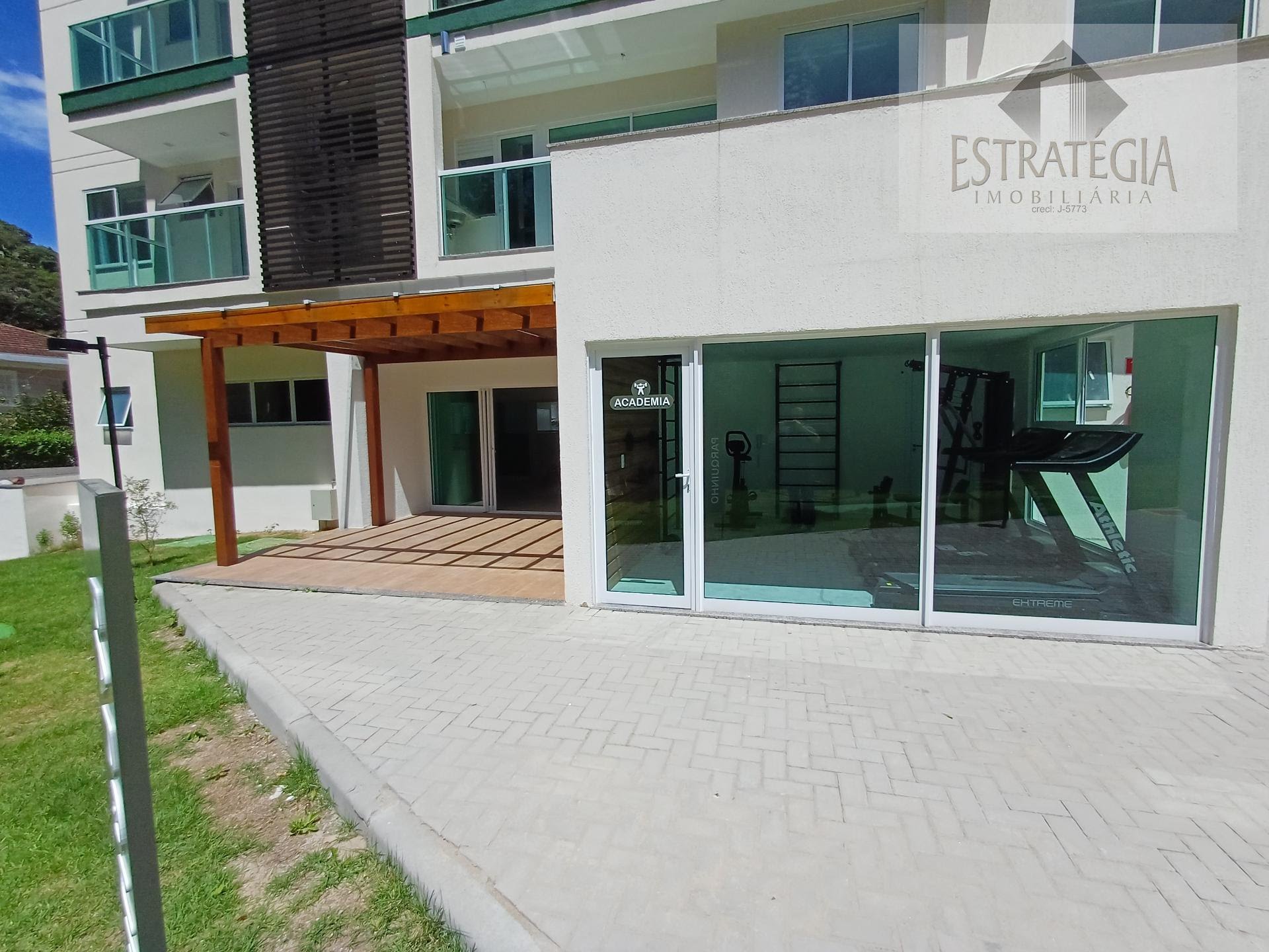 Apartamento para alugar com 2 quartos, 1 suíte, 1 vaga e 68m² no Retiro, Petrópolis (RJ) — foto 12 de 16