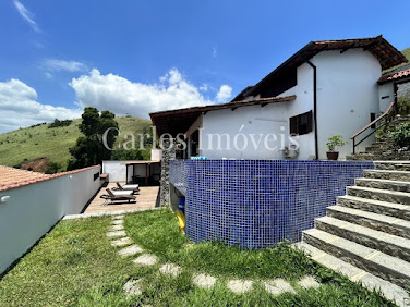 Casa para Venda em Angra dos Reis / RJ no bairro Enseada