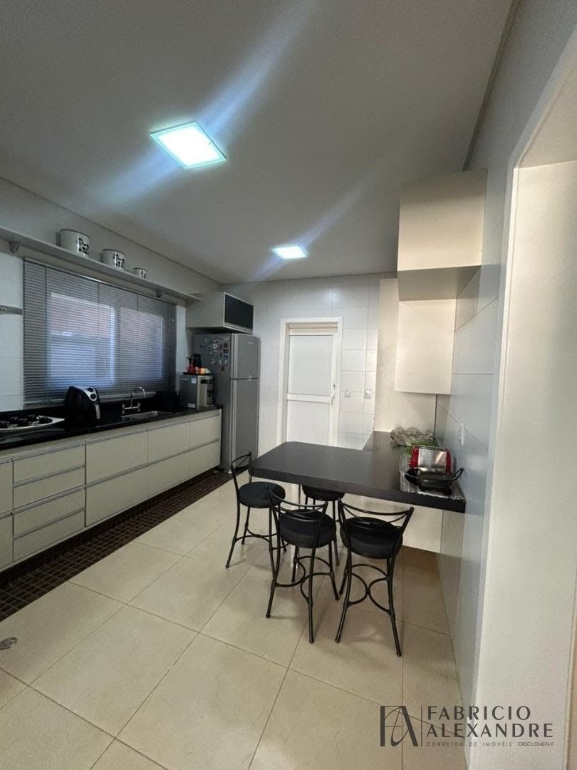 Casa à venda com 4 quartos, 4 suítes, 6 vagas e 350m² no Gaivota I, São José do Rio Preto (SP) — foto 20 de 30