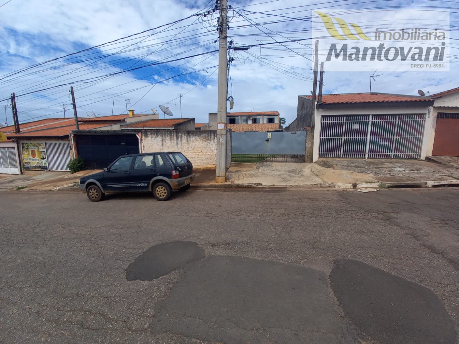 Casa à venda com 3 quartos, 2 banheiros, 3 vagas e 300m² no Jardim Fundação Manoel Guedes, Tatuí (SP) — foto 3 de 3