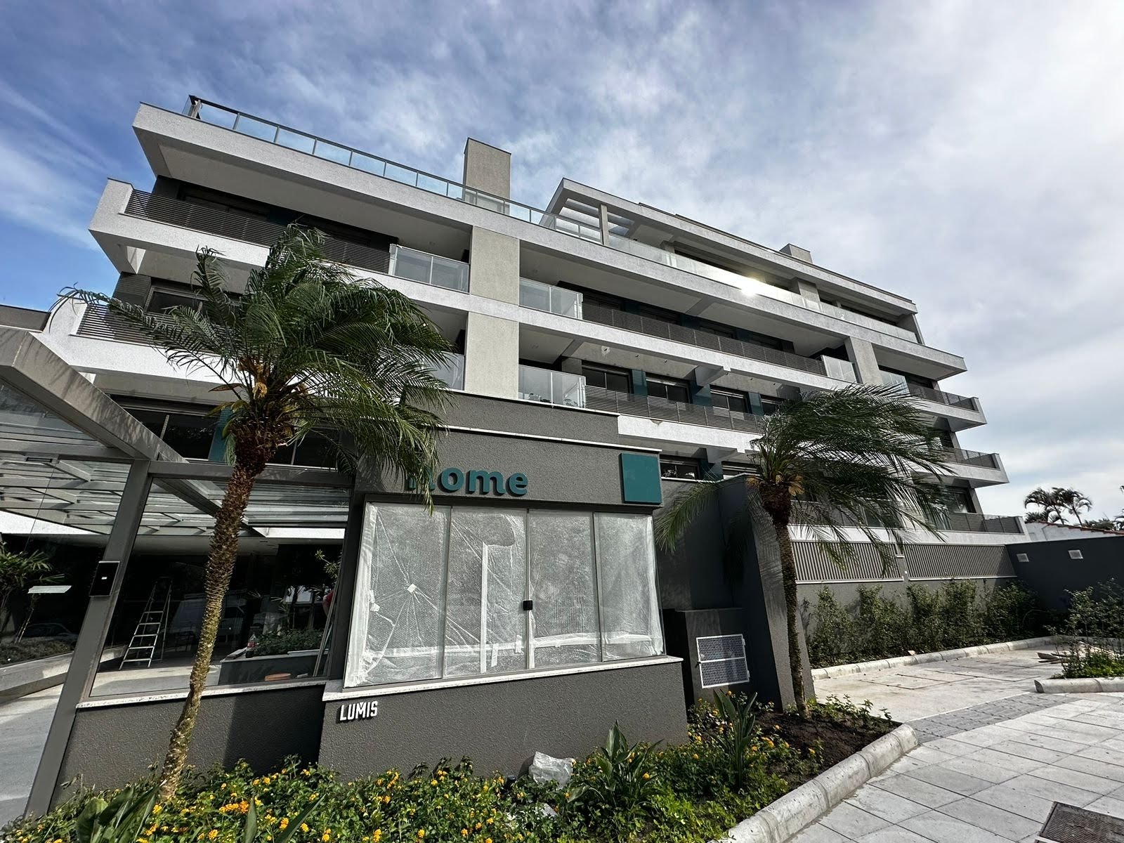 Apartamento à venda com 3 quartos, 2 banheiros, 2 vagas e 109m² no Cacupé, Florianópolis — foto principal