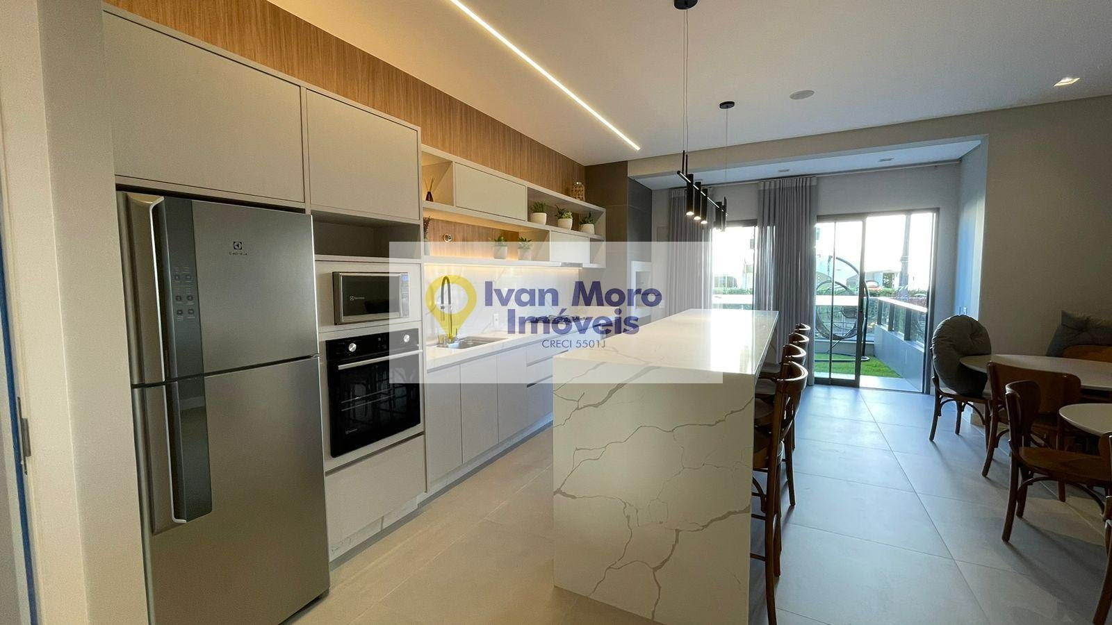 Apartamento à venda com 3 quartos, 1 suíte, 2 vagas e 97m² no Ingleses Norte, Florianópolis (SC) — foto 21 de 28