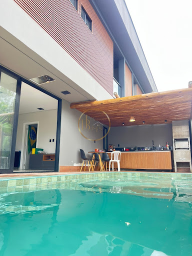 Casa à Venda em Alto de Pitinga, Porto Seguro – 3 Suítes, 234m²