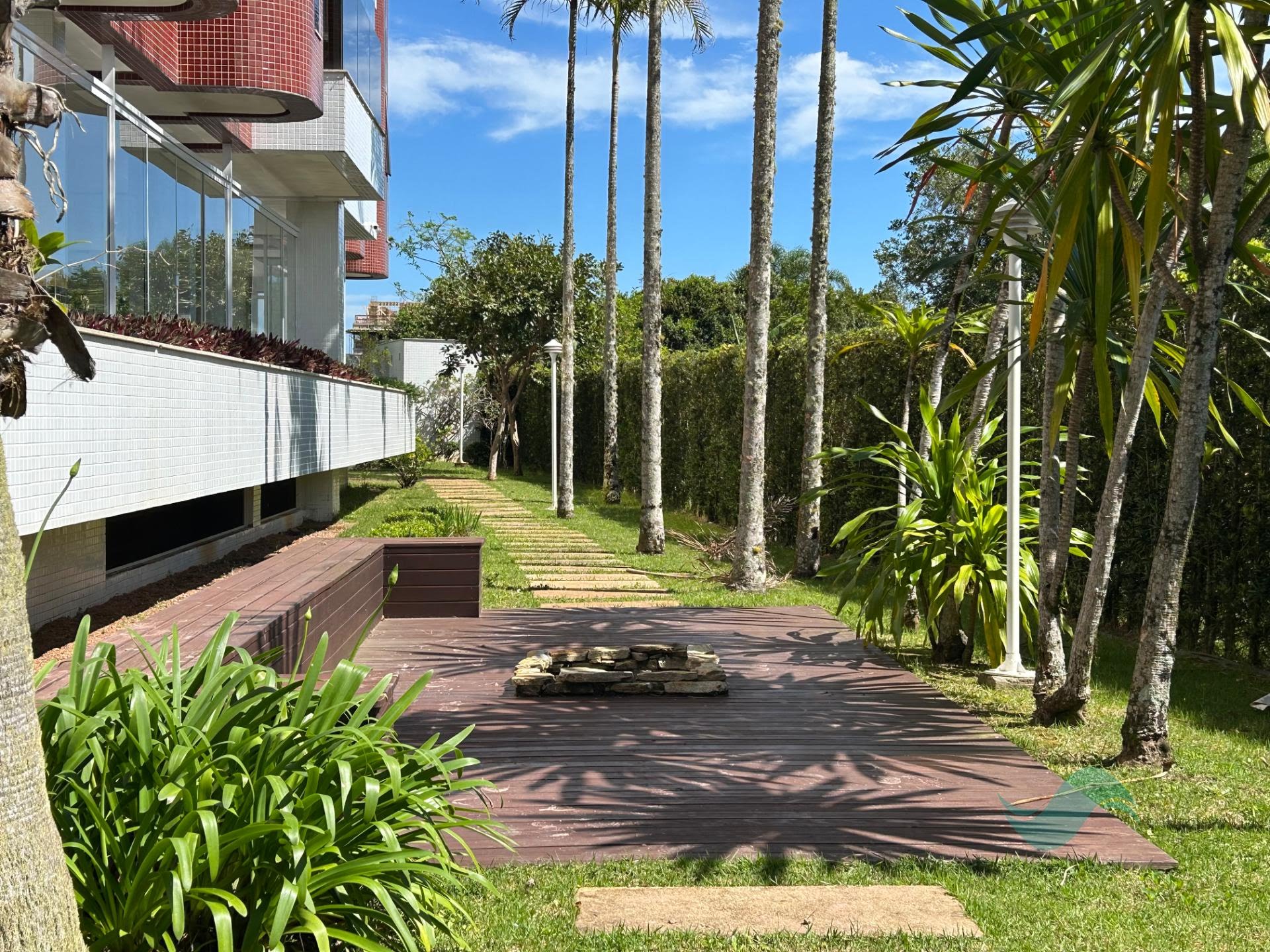 Apartamento à venda com 3 suítes, 3 vagas e 117m² no Jurerê, Florianópolis (SC) — foto 17 de 25