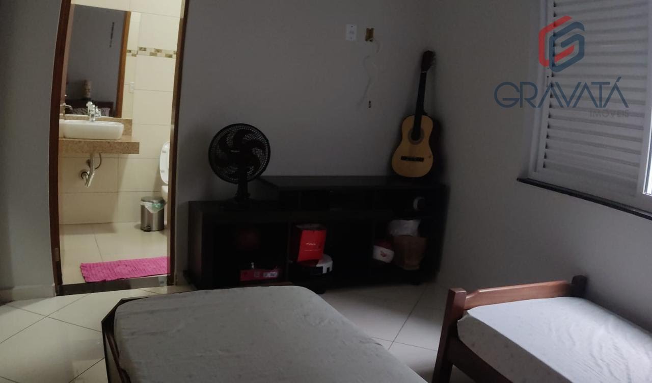 Casa à venda com 4 quartos, 3 suítes, 3 vagas e 280m² no Jardim Pedroso, Mauá (SP) — foto 17 de 25