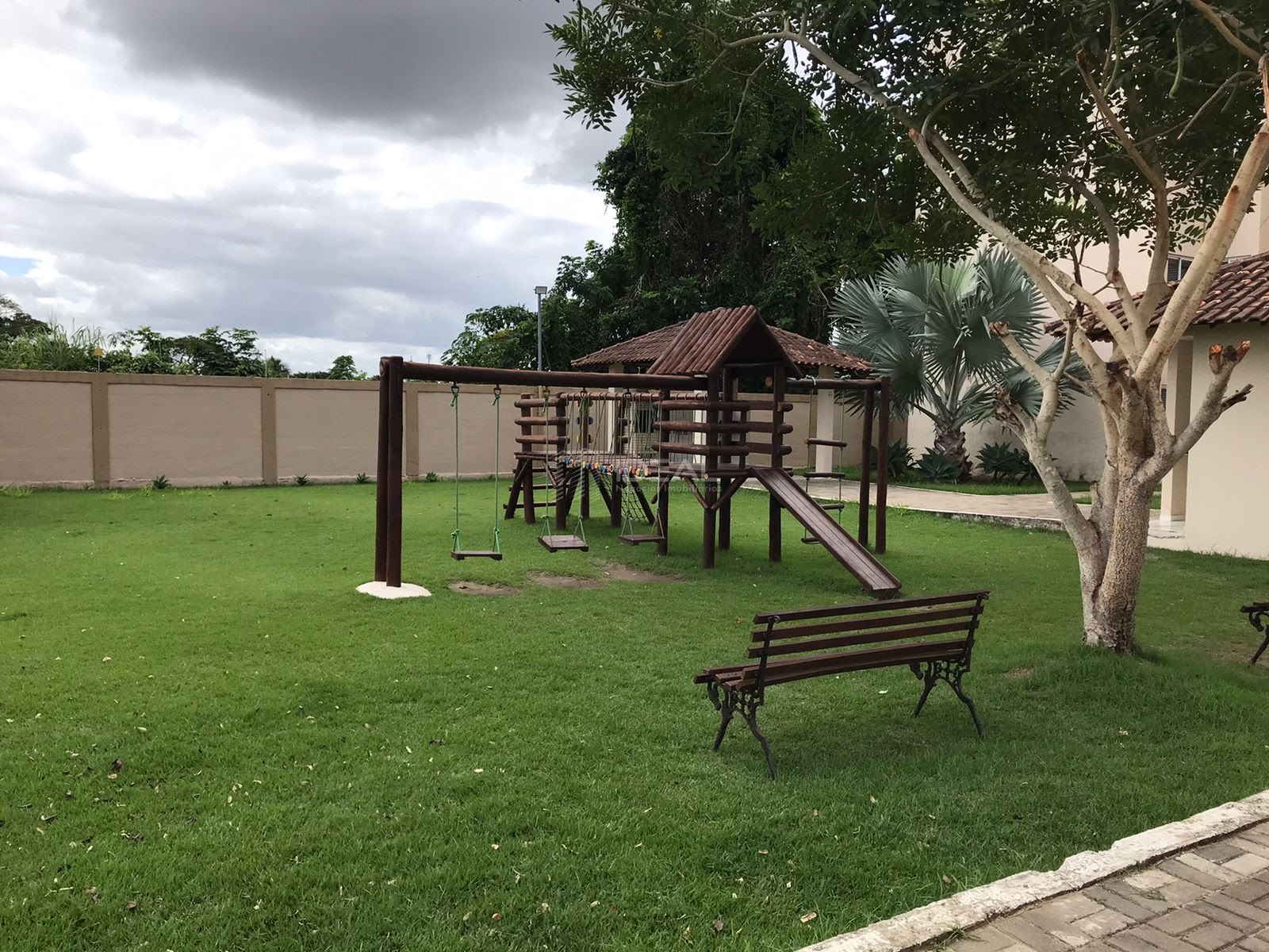 Apartamento de 2 quartos para venda ou locação no Residencial Europa no Jardim das Acácias - Campos dos Goytacazes, RJ